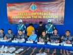 TNI AL Gagalkan Penyelundupan 199.800 Benih Lobster di Merak, Negara Selamat Rp29,97 Miliar TNI AL Gagalkan Penyelundupan 199.800 Benih Lobster di Merak, Negara Selamat Rp29,97 Miliar