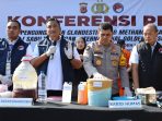 Polda Jabar Ungkap Laboratorium Pembuatan Sabu Jaringan Internasional Polda Jabar Ungkap Laboratorium Pembuatan Sabu Jaringan Internasional