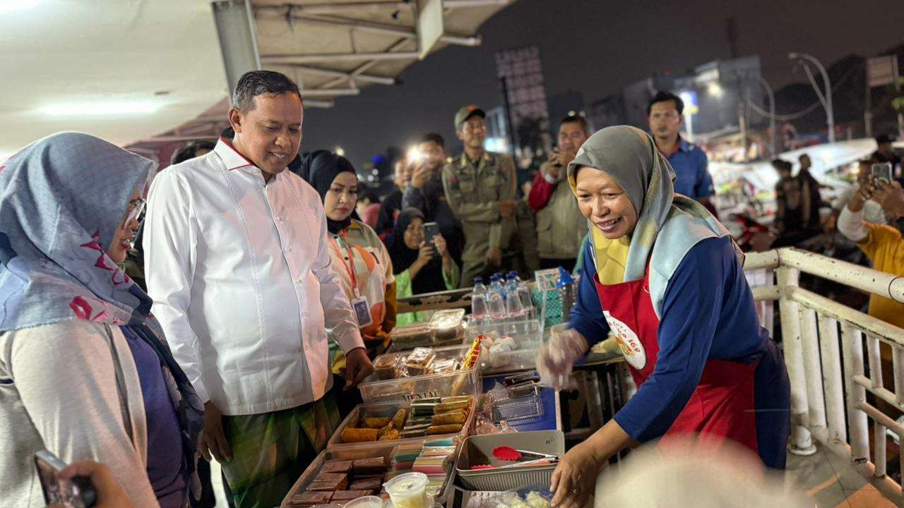 Wali Kota Bekasi Tinjau Relokasi Pedagang Plaza Pondok Gede, Pastikan Fasilitas Lebih Nyaman dan Terjangkau Wali Kota Bekasi Tinjau Relokasi Pedagang Plaza Pondok Gede, Pastikan Fasilitas Lebih Nyaman dan Terjangkau
