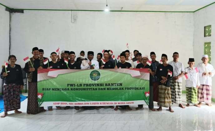 PWI-LS Provinsi Banten Deklarasikan Komitmen Jaga Kamtibmas Menjelang HUT RI ke-80 PWI-LS Provinsi Banten Deklarasikan Komitmen Jaga Kamtibmas Menjelang HUT RI ke-80