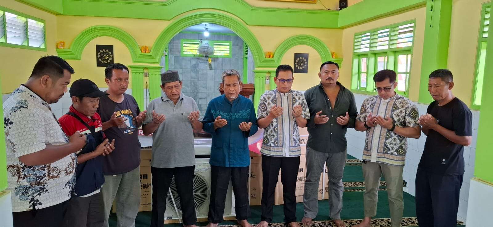 Lewat Program CSR, PT. Raputra Jaya Bantu Mushola dan Fasilitas Lingkungan di Merak