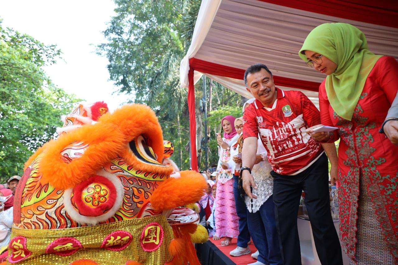 Festival Budaya Patriot 4 Berlangsung Meriah, Wawali Harris Bobihoe Sampaikan Jaga Budaya Simbol Peradaban Bangsa Festival Budaya Patriot 4 Berlangsung Meriah, Wawali Harris Bobihoe Sampaikan Jaga Budaya Simbol Peradaban Bangsa