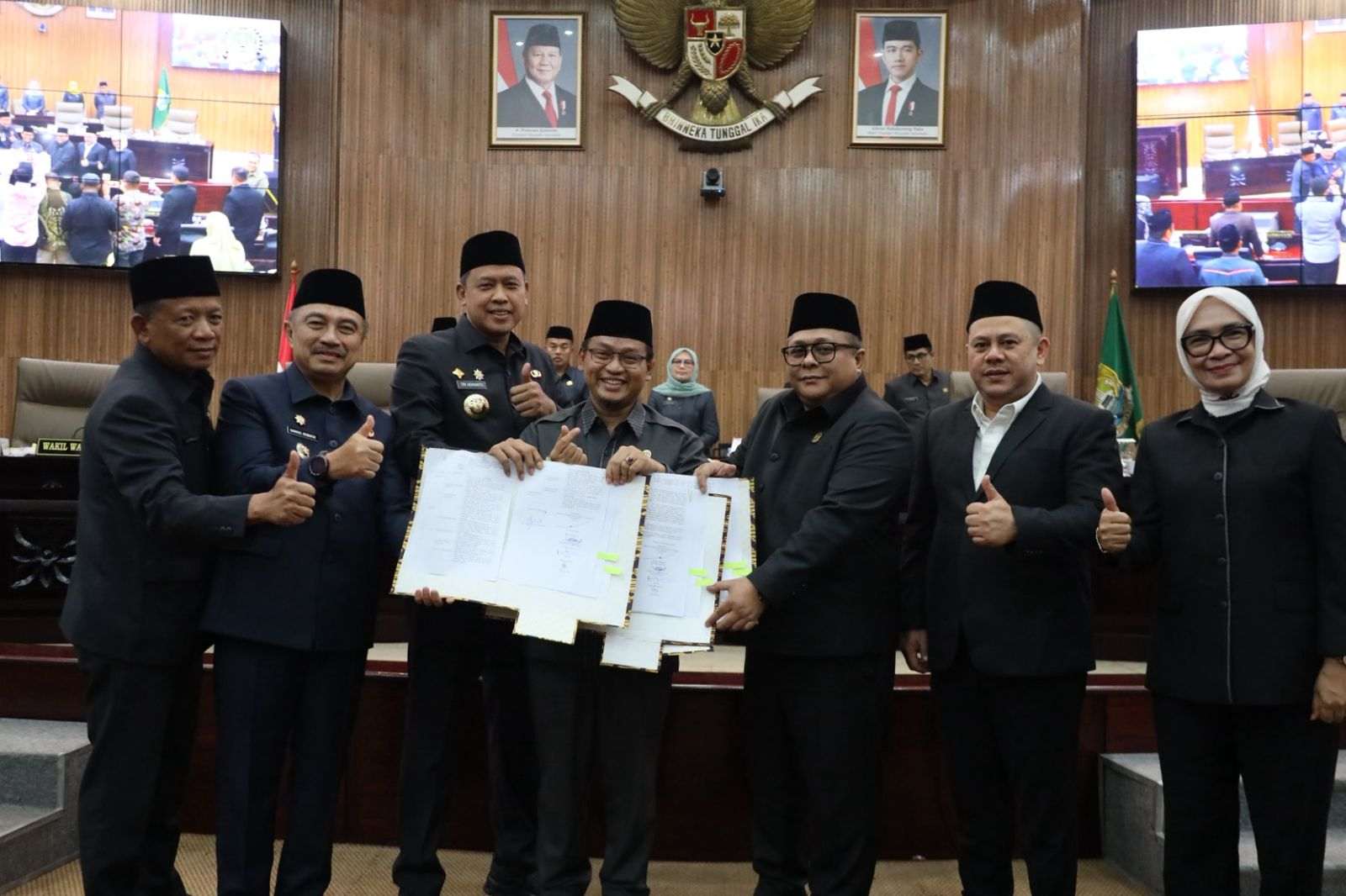 Honor RT/RW Naik, Dana Hibah RW Cair Oktober 2025 dengan Syarat Inovasi Lingkungan Honor RT/RW Naik, Dana Hibah RW Cair Oktober 2025 dengan Syarat Inovasi Lingkungan