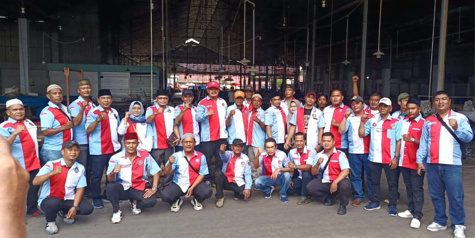 FSPTSI-KSPSI PECAT SEKUM SURYA KALFIN KARENA MEMECAH BELAH ORGANISASI FSPTSI-KSPSI PECAT SEKUM SURYA KALFIN KARENA MEMECAH BELAH ORGANISASI