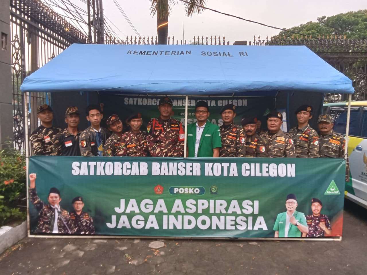 GP Ansor dan Banser Cilegon Dirikan Posko, Jaga Aspirasi, Jaga Indonesia, Sentuhan Humanis di Jantung Kota
