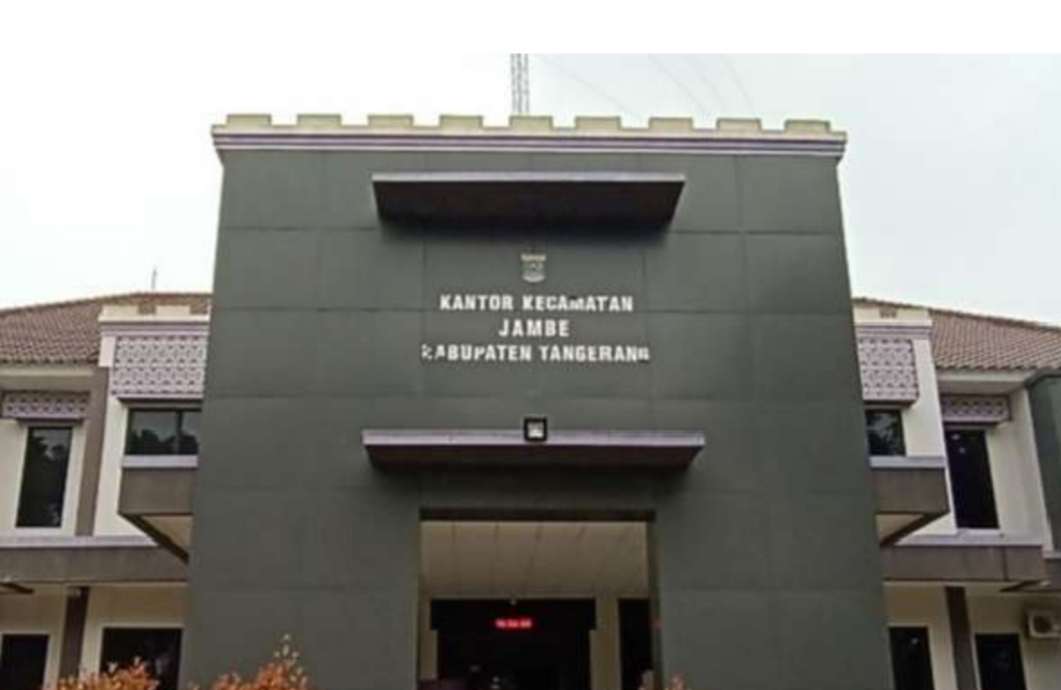 Kasie Pemperdayaan Kecamatan Jambe,Keritik : Camat Tak Perduli Bawahan,Tak layak Jadi Pemimpin Kasie Pemperdayaan Kecamatan Jambe,Keritik : Camat Tak Perduli Bawahan,Tak layak Jadi Pemimpin