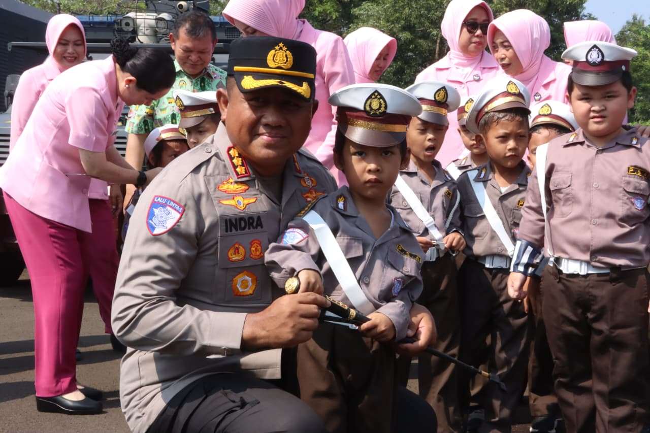 Puluhan Polsanak 'Serbu' Polresta Tangerang, Dilatih Keselamatan Lalu Lintas Puluhan Polsanak 'Serbu' Polresta Tangerang, Dilatih Keselamatan Lalu Lintas