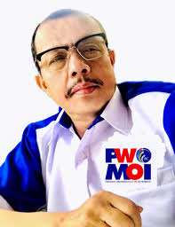 KRH. HM. Jusuf Rizal: Kebebasan Bertanya Bukan Alasan Mengabaikan Etika KRH. HM. Jusuf Rizal: Kebebasan Bertanya Bukan Alasan Mengabaikan Etika