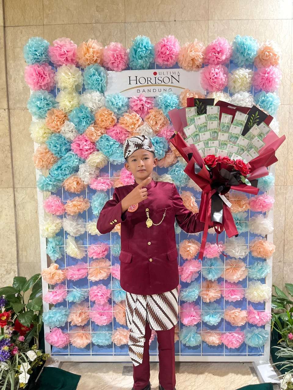 Prestasi Membanggakan! Siswa SD Cikaramas I Tanjungmedar Raih Juara 4 Pupuh Putra di Festival Bahasa Ibu Jawa Barat. Prestasi Membanggakan! Siswa SD Cikaramas I Tanjungmedar Raih Juara 4 Pupuh Putra di Festival Bahasa Ibu Jawa Barat.