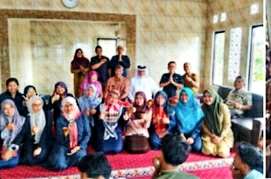 Donatur Bahrain Resmikan Masjid Al-Aflaha di SMPN 2 Tanjungkerta Donatur Bahrain Resmikan Masjid Al-Aflaha di SMPN 2 Tanjungkerta