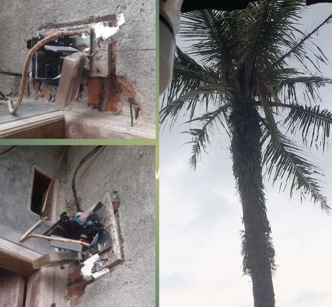 Petir Sambar Empat KWH di Kampung Reforma, Warga Panimbang Harap PLN Segera Perbaiki Petir Sambar Empat KWH di Kampung Reforma, Warga Panimbang Harap PLN Segera Perbaiki