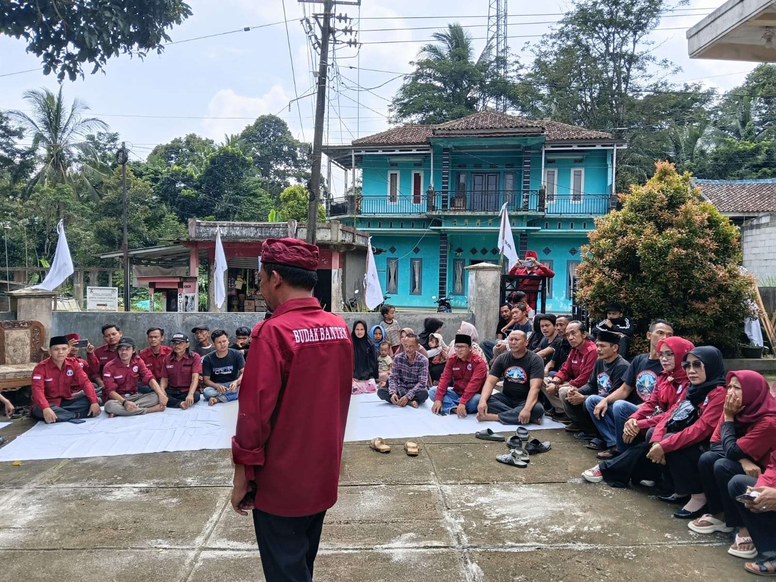 Paguyuban Budak Banten (PBB) Gelar Baksos Dalam Rangka Mendukung Satu Tahun Kepemimpinan Prabowo Gibran Paguyuban Budak Banten (PBB) Gelar Baksos Dalam Rangka Mendukung Satu Tahun Kepemimpinan Prabowo Gibran