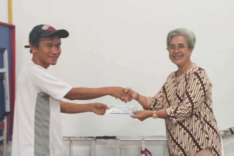 Herman Chikago, Raih Juara 1 Lomba Pingpong di GPIB Torsina Cipinang Jaktim Herman Chikago, Raih Juara 1 Lomba Pingpong di GPIB Torsina Cipinang Jaktim