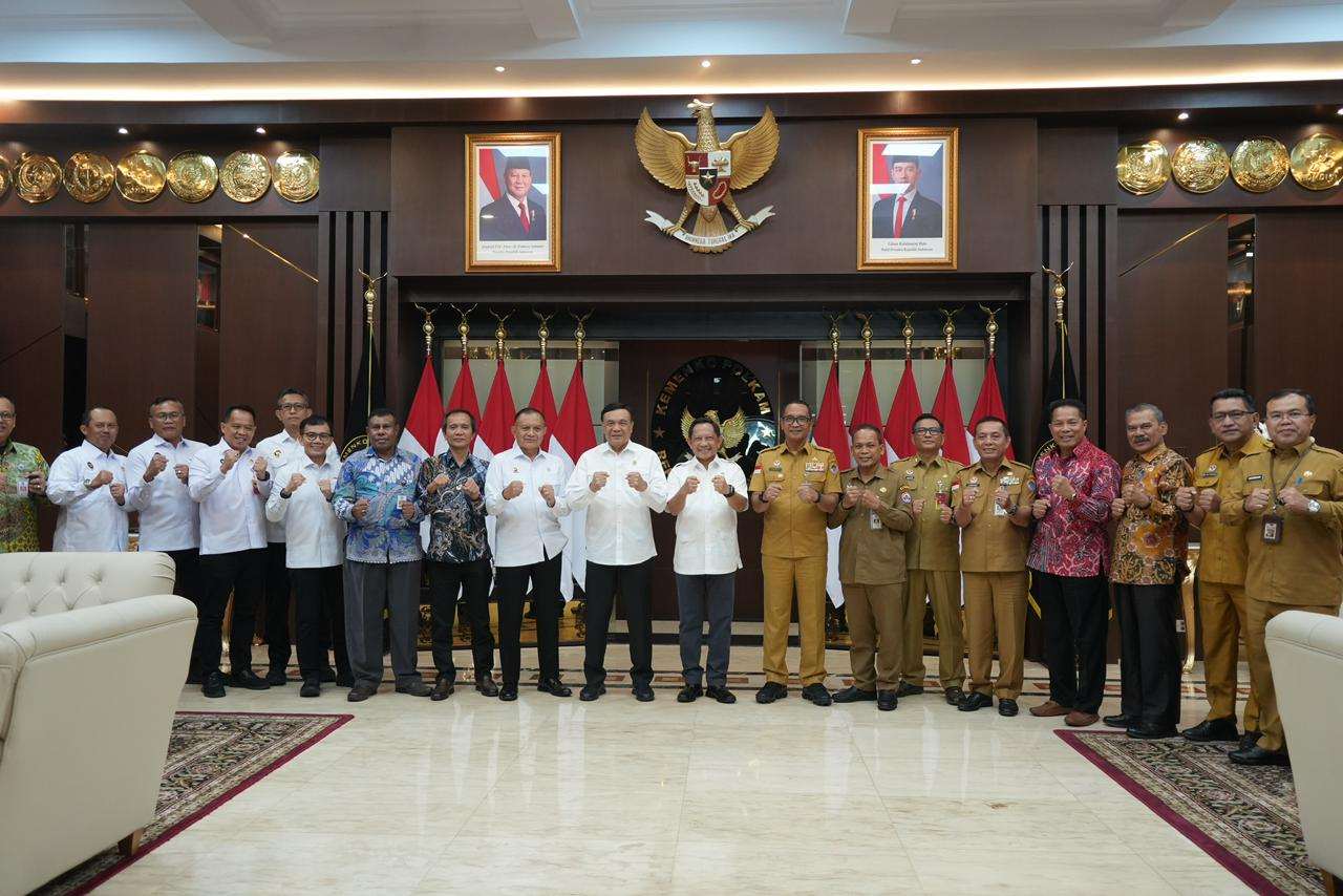 Menko Polkam Djamari: Perbatasan Adalah Garda Depan Kedaulatan dan Kesejahteraan Bangsa Menko Polkam Djamari: Perbatasan Adalah Garda Depan Kedaulatan dan Kesejahteraan Bangsa