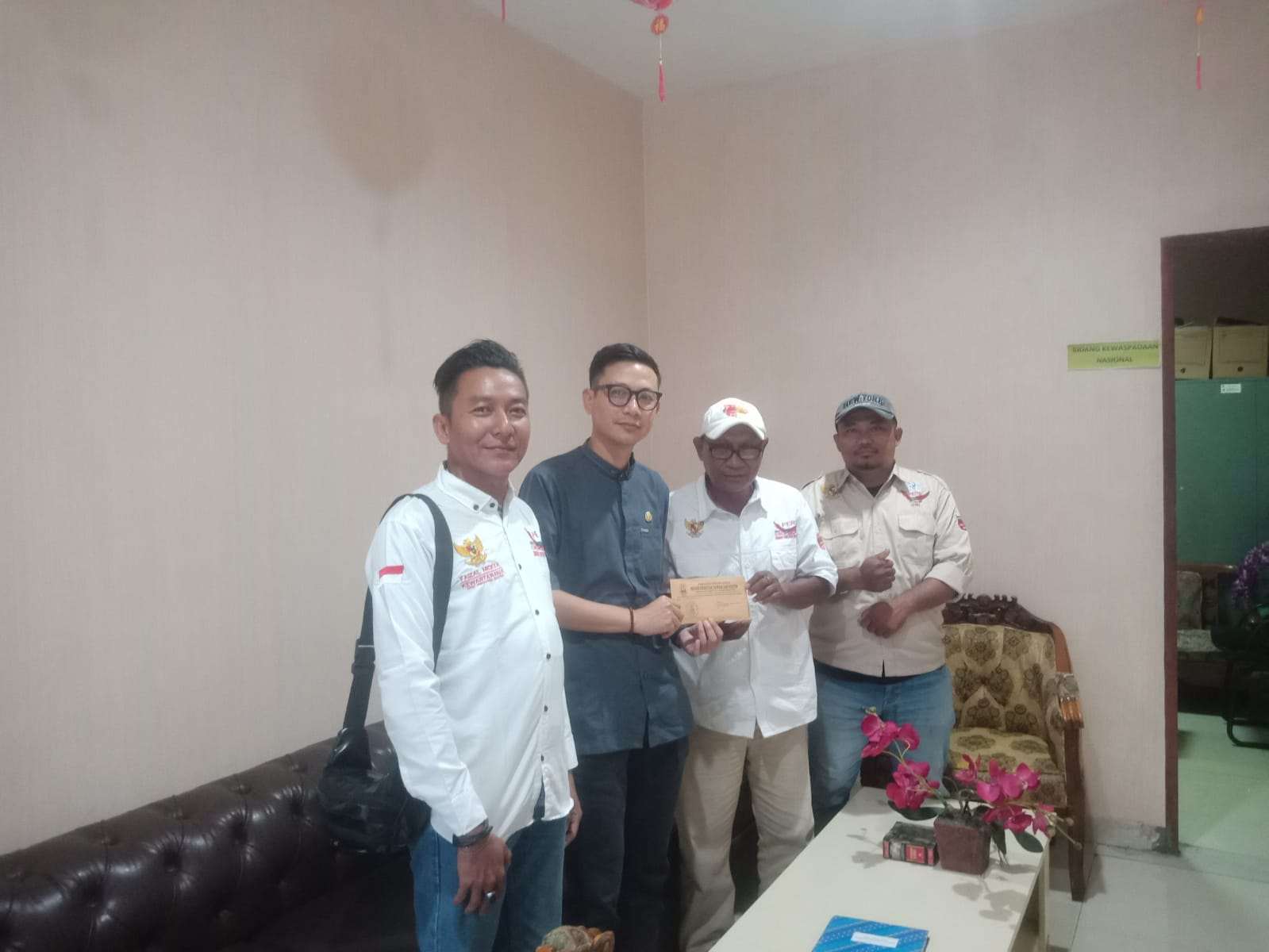 GWI Banten Dapat Surat Pemberitahuan Kesbangpol: Menuju Sinergi dengan Pemerintah Daerah GWI Banten Dapat Surat Pemberitahuan Kesbangpol: Menuju Sinergi dengan Pemerintah Daerah