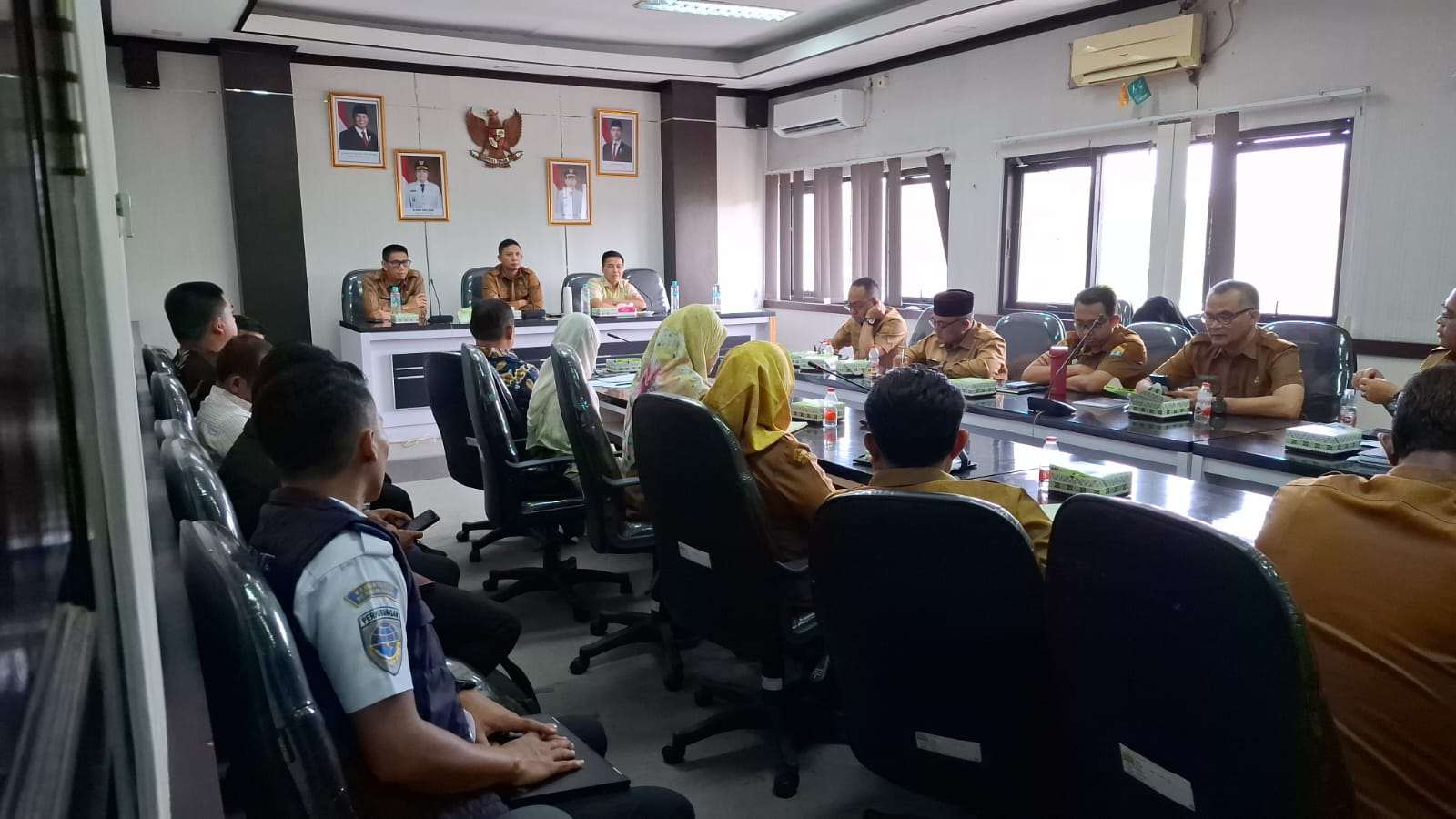 Disepakati PT.Pesona Banten Persada Dan Pemkot Serang Untuk Pengakhiran Kerja Sama Pengelolaan Pasar Induk Rau Disepakati PT.Pesona Banten Persada Dan Pemkot Serang Untuk Pengakhiran Kerja Sama Pengelolaan Pasar Induk Rau