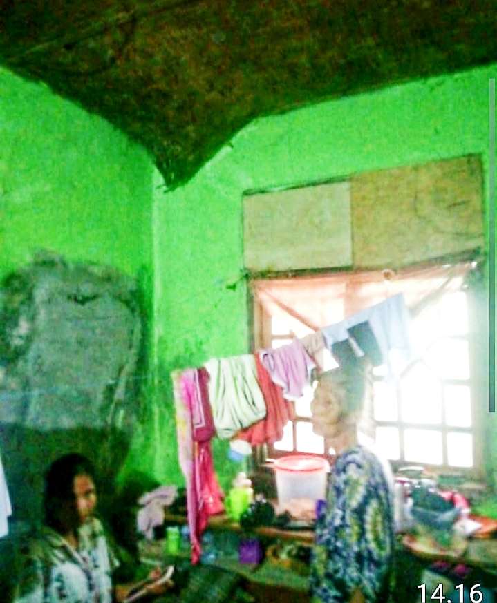 Nenek Lansia di Cisitu Rawat 3 Buyut di Rumah Tak Layak Huni, Butuh Uluran Tangan Pemerintah Nenek Lansia di Cisitu Rawat 3 Buyut di Rumah Tak Layak Huni, Butuh Uluran Tangan Pemerintah